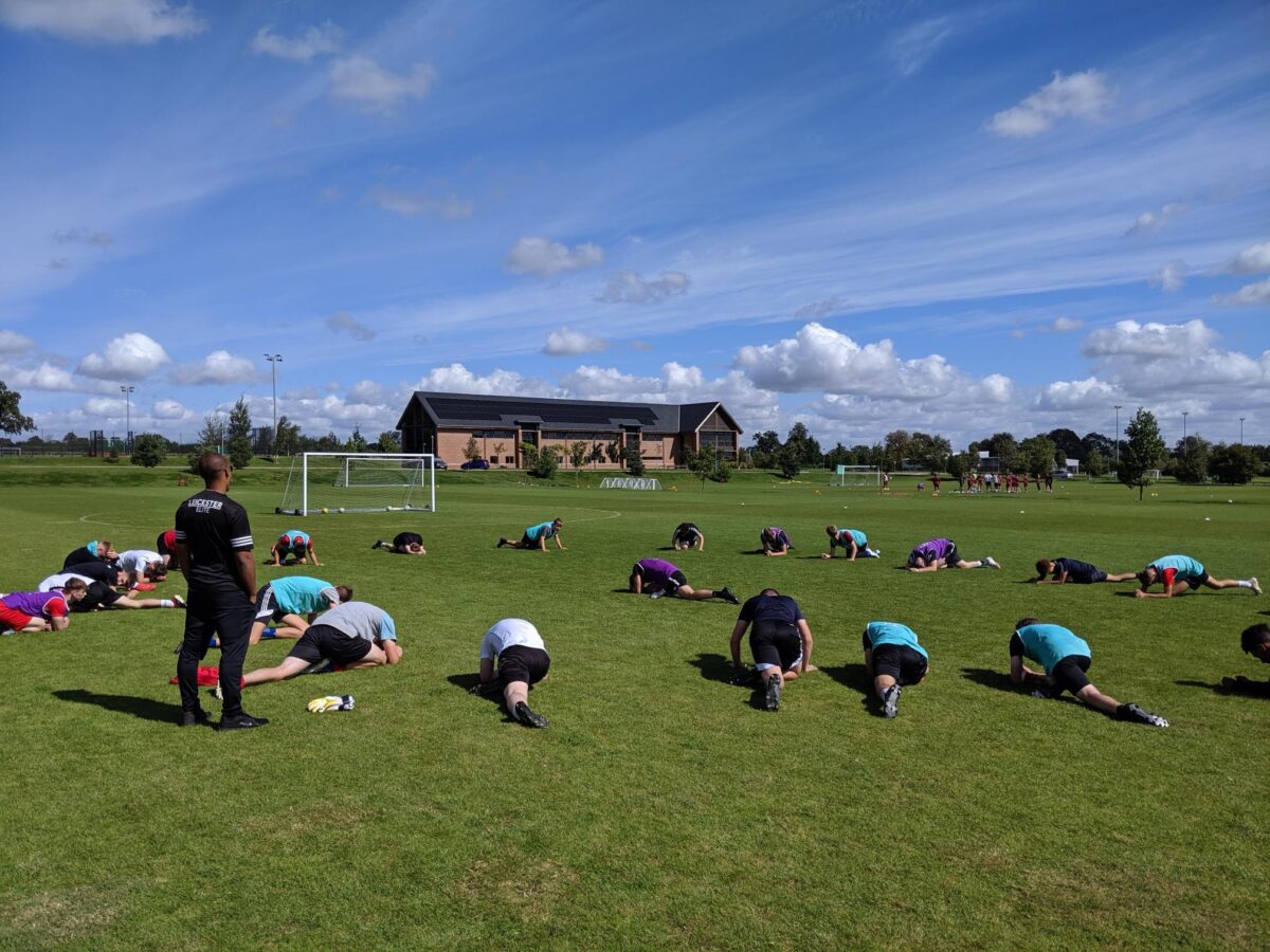 Football Academy Stretching