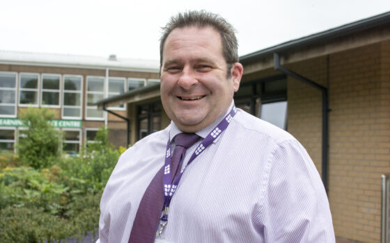 P11837 Andrew Bailey 01